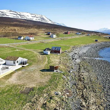 Five-bedroom Holiday In Nord-lenangen 펜션 Nord-Lenangen